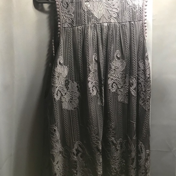 Lace top - Picture 1 of 3